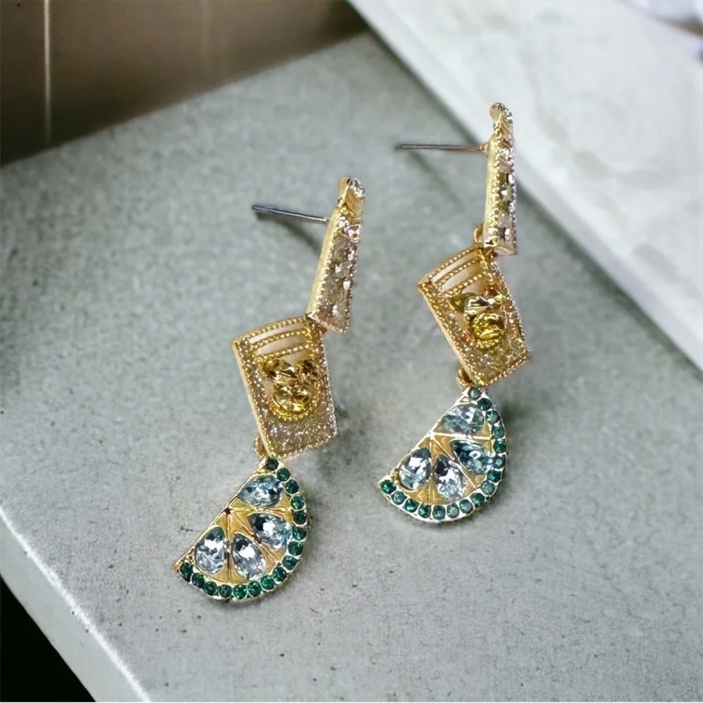 ✨Rhinestone Tequila Time Drop Earrings: Sip, Celebrate, Shine! NWT Tequila Shots